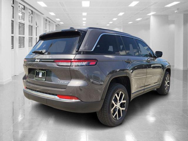 new 2025 Jeep Grand Cherokee car, priced at $40,695