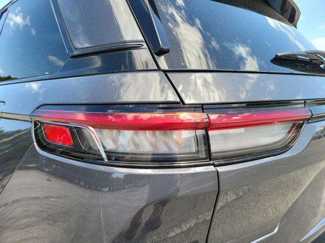 used 2024 Jeep Grand Cherokee car, priced at $32,931