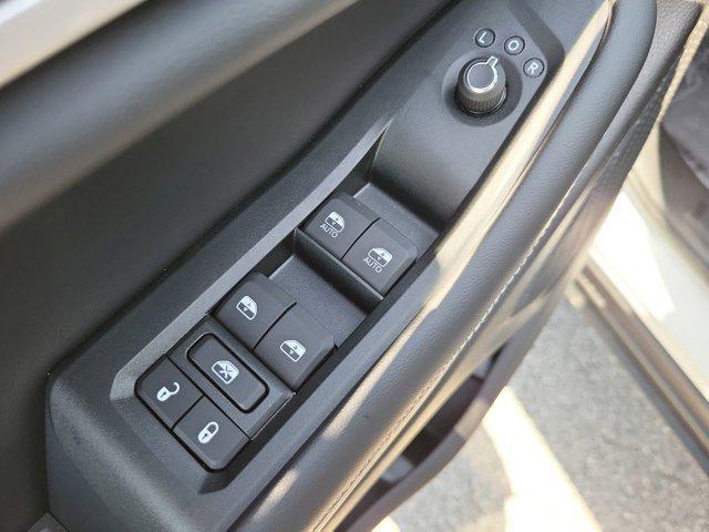 new 2025 Jeep Grand Cherokee car, priced at $42,182