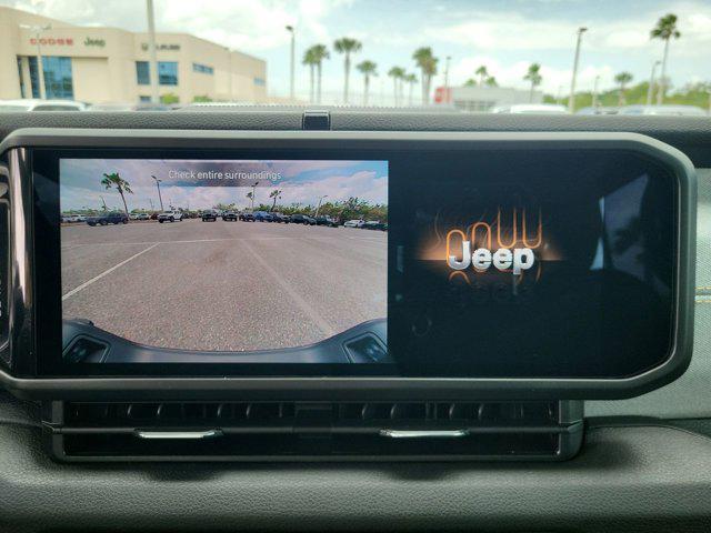 new 2025 Jeep Gladiator car, priced at $37,862