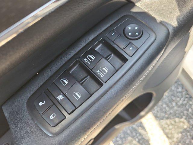 used 2015 Jeep Grand Cherokee car, priced at $10,994