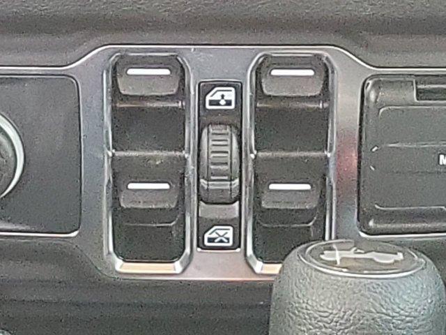 new 2025 Jeep Wrangler car, priced at $42,723