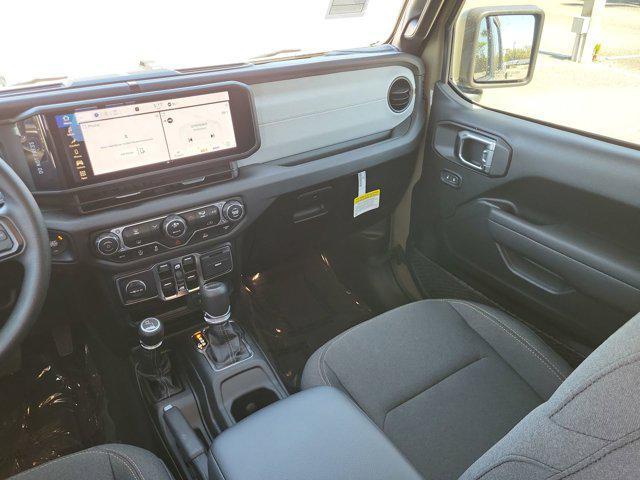 new 2025 Jeep Gladiator car, priced at $53,369
