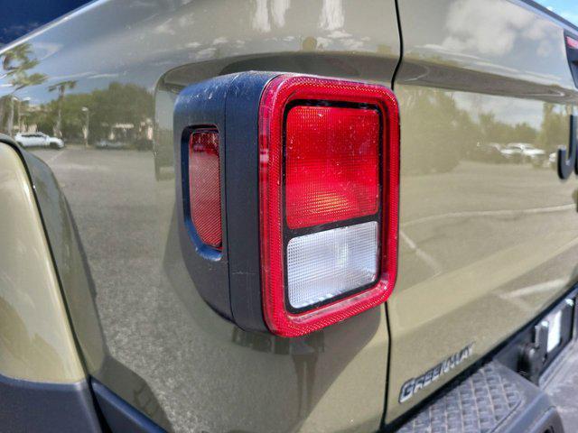 new 2025 Jeep Gladiator car, priced at $53,519