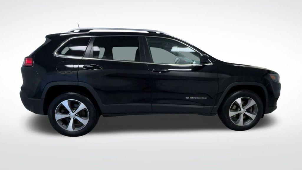 used 2021 Jeep Cherokee car, priced at $16,863