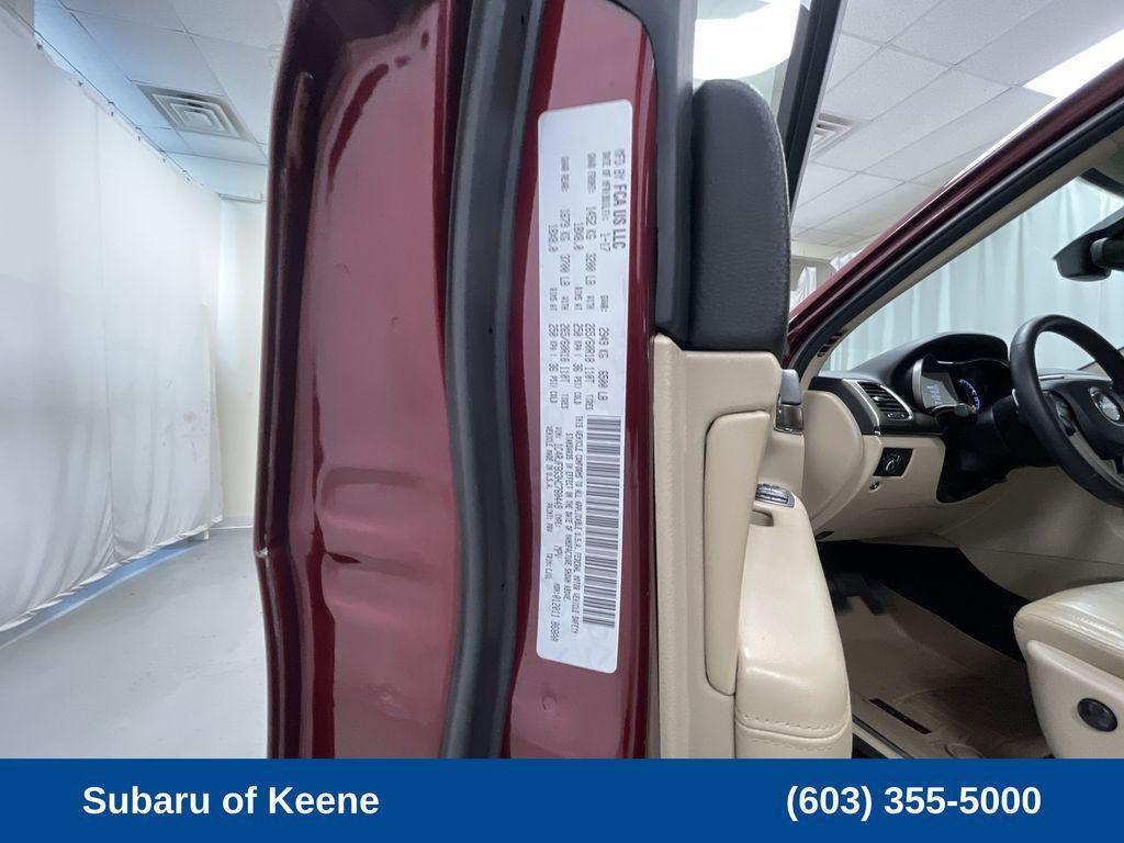 used 2017 Jeep Grand Cherokee car, priced at $16,995