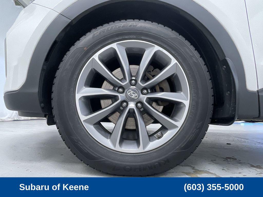 used 2018 Hyundai Santa Fe car, priced at $20,053