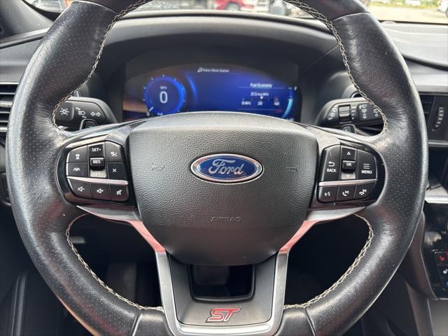 used 2022 Ford Explorer car, priced at $40,000