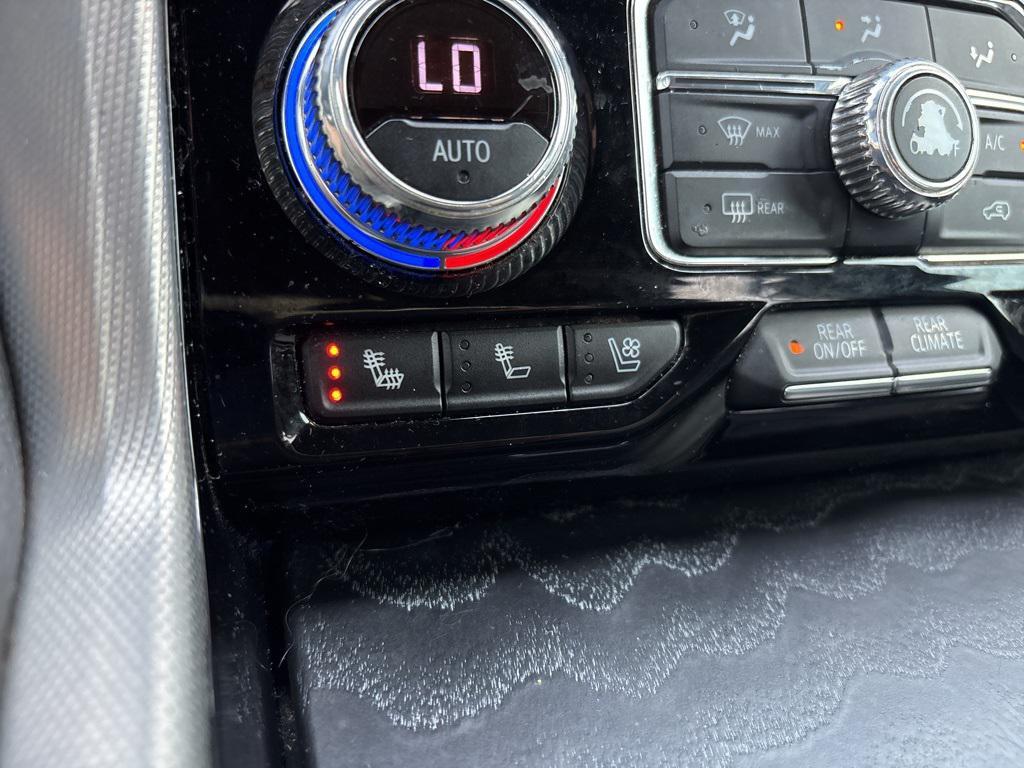 used 2021 GMC Yukon car, priced at $43,626