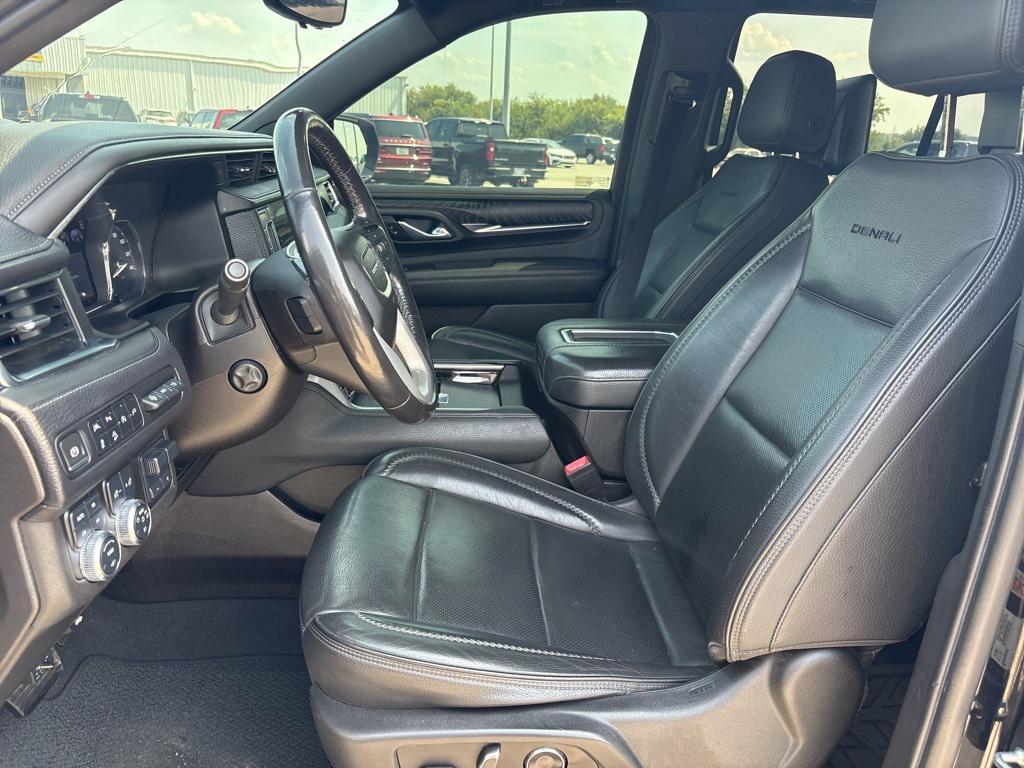 used 2021 GMC Yukon car, priced at $43,626