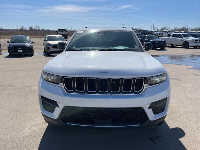 new 2025 Jeep Grand Cherokee car, priced at $31,580