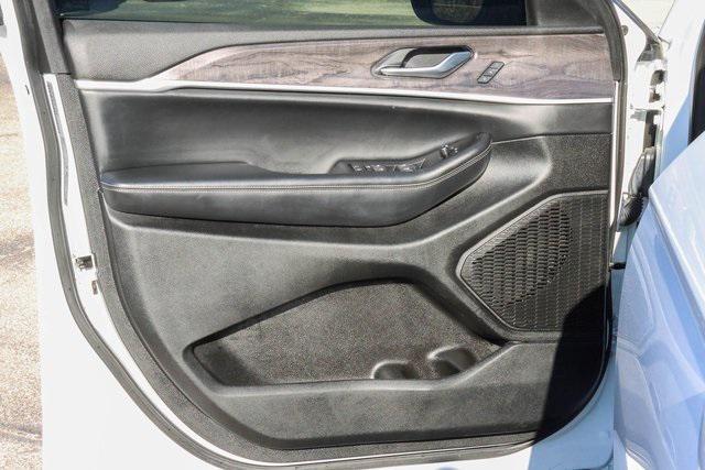 used 2023 Jeep Grand Cherokee car, priced at $30,888