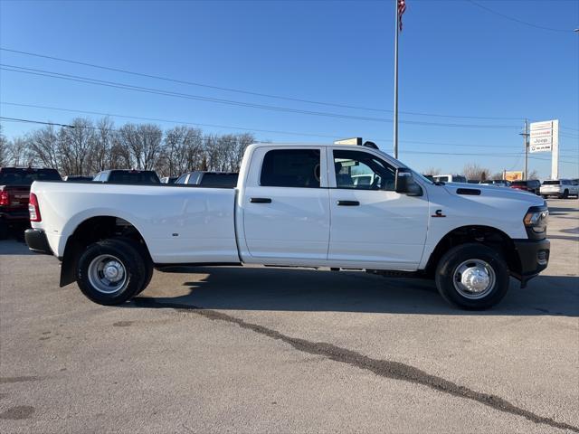 new 2024 Ram 3500 car, priced at $57,372