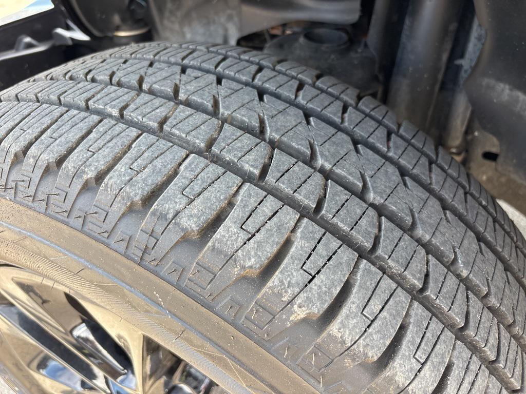 used 2023 Jeep Gladiator car, priced at $33,000