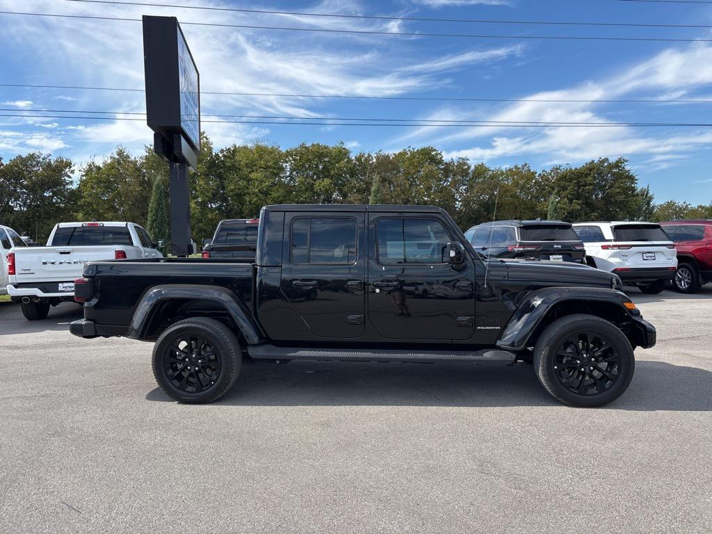 used 2023 Jeep Gladiator car, priced at $33,000