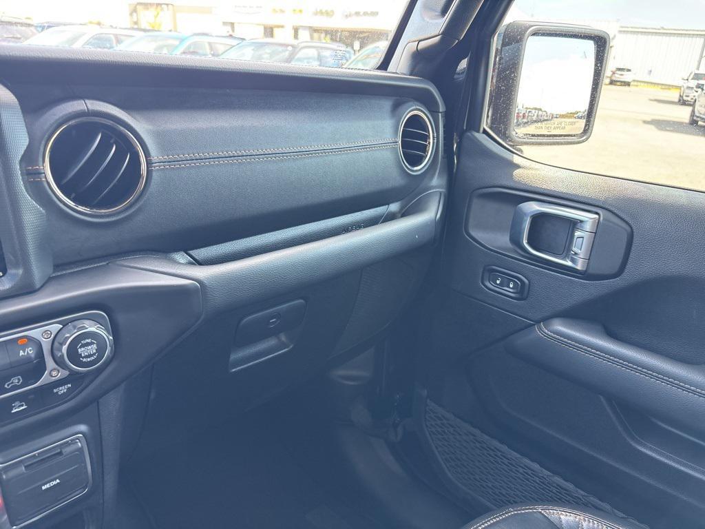 used 2023 Jeep Gladiator car, priced at $33,000