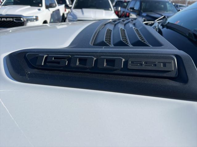 new 2025 Ram 1500 car, priced at $62,046