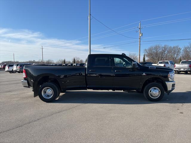 new 2024 Ram 3500 car, priced at $61,578