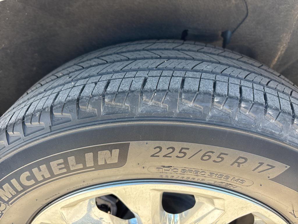 used 2018 Chevrolet Equinox car, priced at $18,454