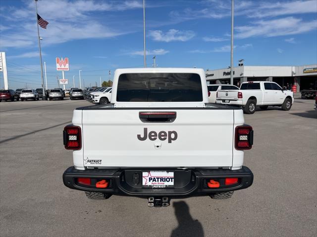 new 2025 Jeep Gladiator car, priced at $55,484