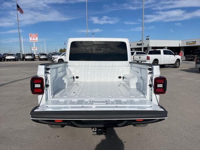 new 2025 Jeep Gladiator car, priced at $55,484