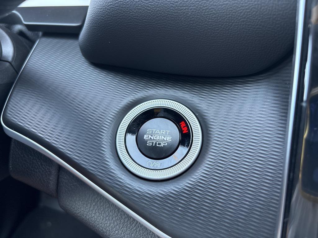new 2025 Jeep Grand Cherokee car, priced at $34,754