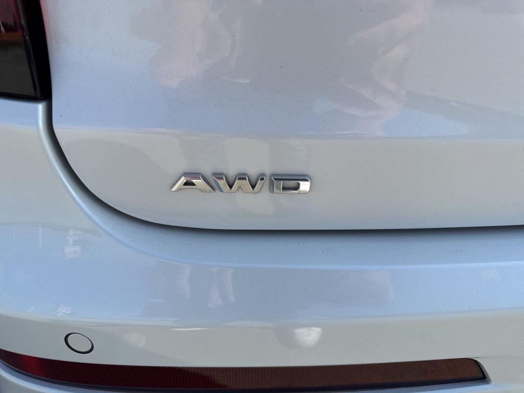 used 2020 Cadillac XT6 car, priced at $30,159