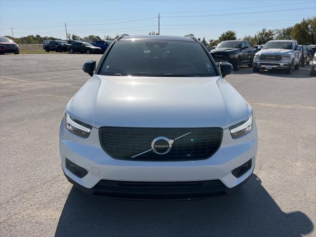 used 2020 Volvo XC40 car, priced at $25,000