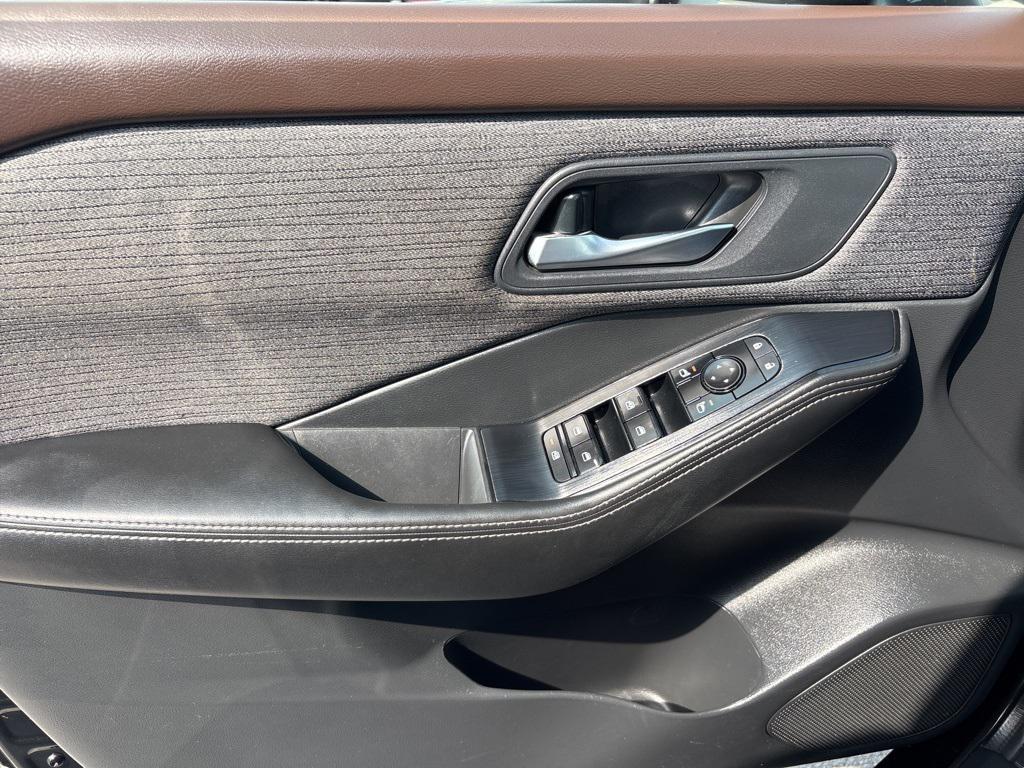 used 2021 Nissan Rogue car, priced at $17,499
