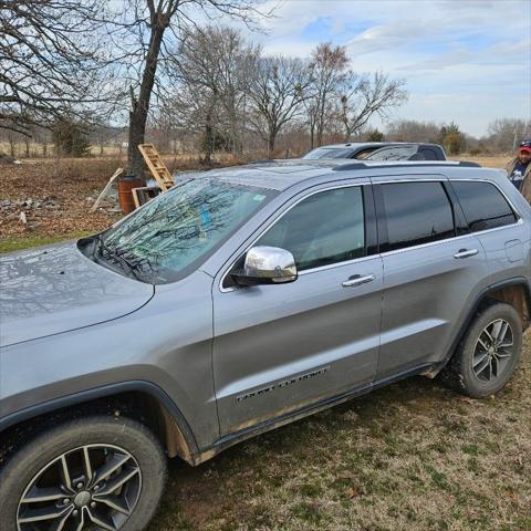 used 2017 Jeep Grand Cherokee car, priced at $13,050