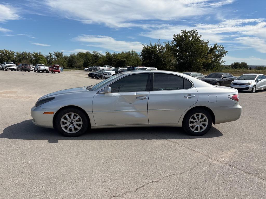 used 2002 Lexus ES 300 car, priced at $4,000