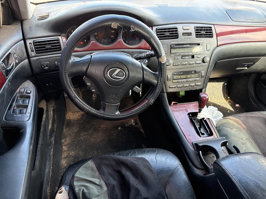 used 2002 Lexus ES 300 car, priced at $4,000