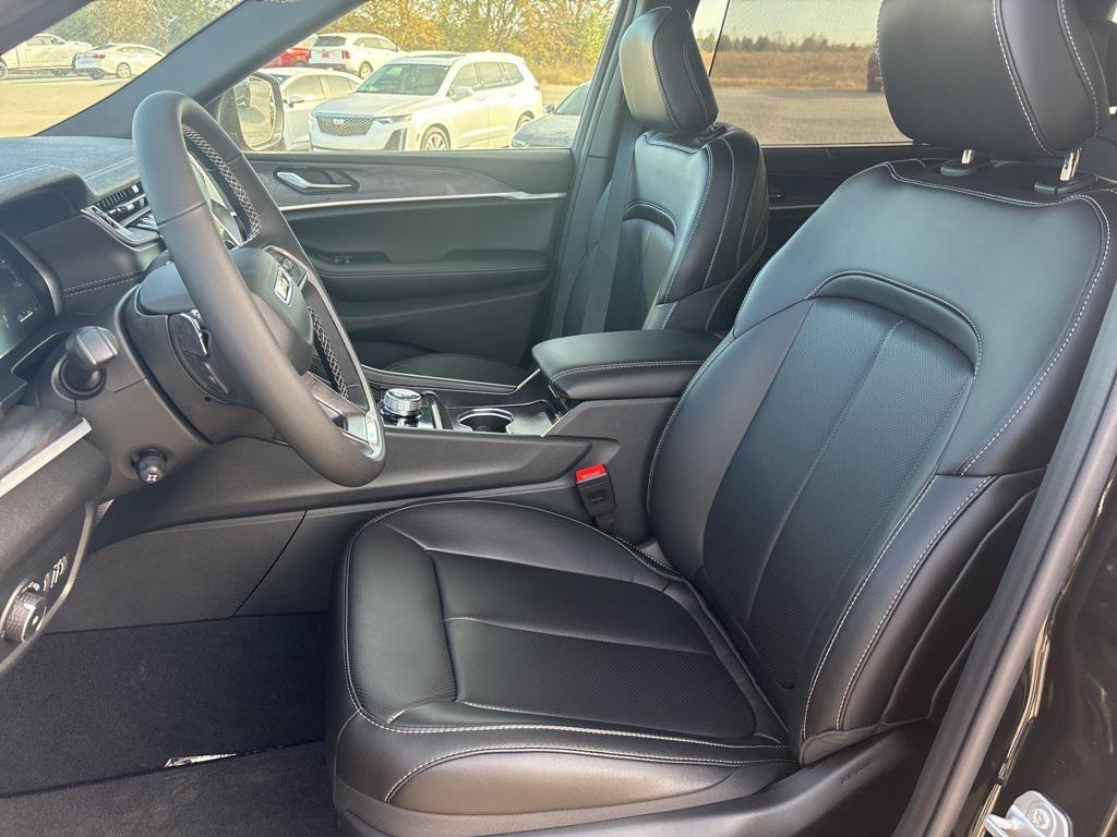 new 2025 Jeep Grand Cherokee L car, priced at $46,329