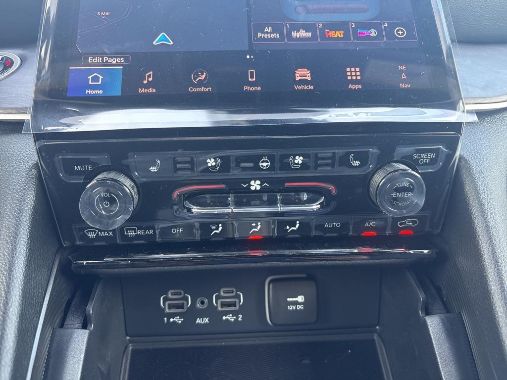 new 2025 Jeep Grand Cherokee L car, priced at $46,329