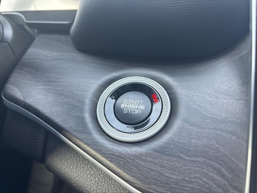 new 2025 Jeep Grand Cherokee L car, priced at $46,329