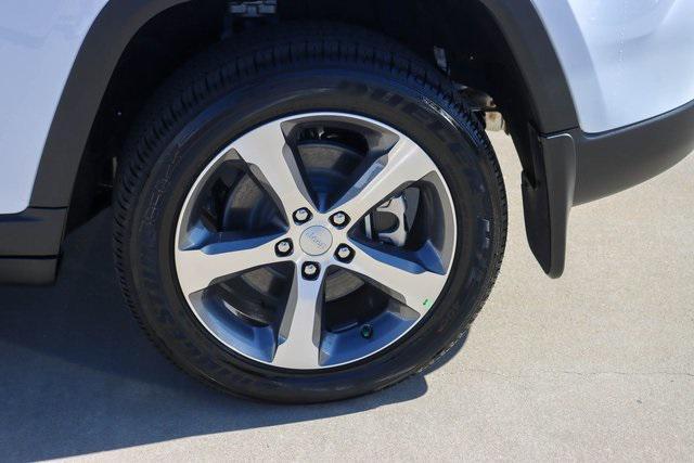 new 2024 Jeep Grand Cherokee 4xe car, priced at $45,336