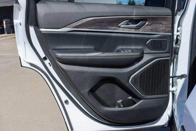 new 2024 Jeep Grand Cherokee 4xe car, priced at $45,336