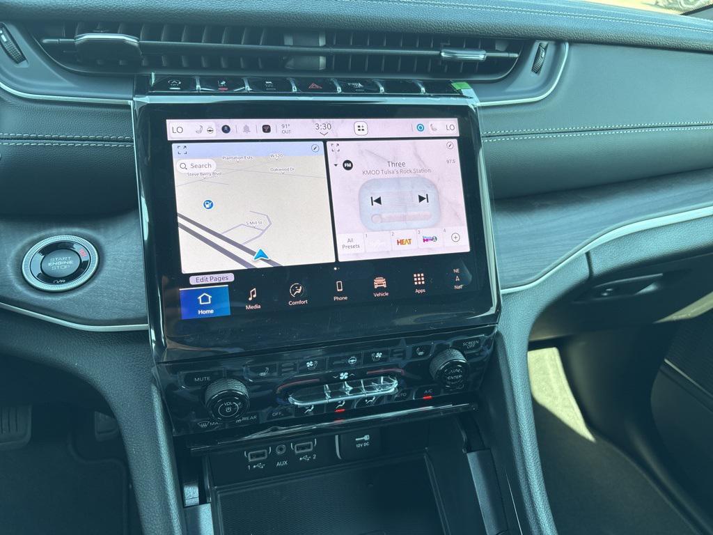 new 2025 Jeep Grand Cherokee car, priced at $47,667