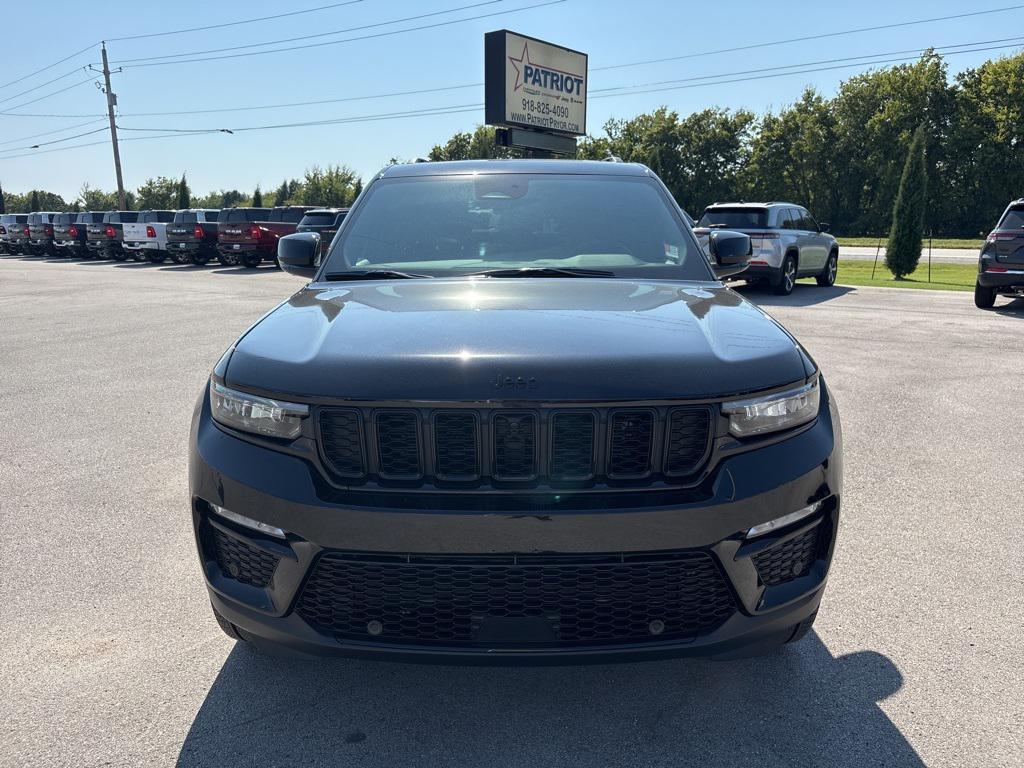 new 2025 Jeep Grand Cherokee car, priced at $47,667