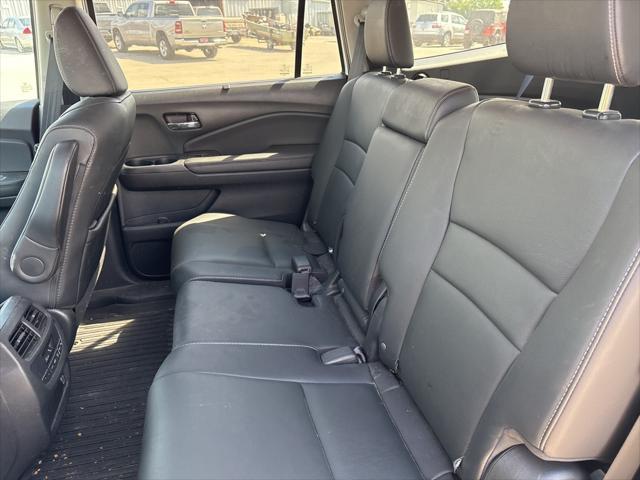 used 2021 Honda Pilot car, priced at $22,618