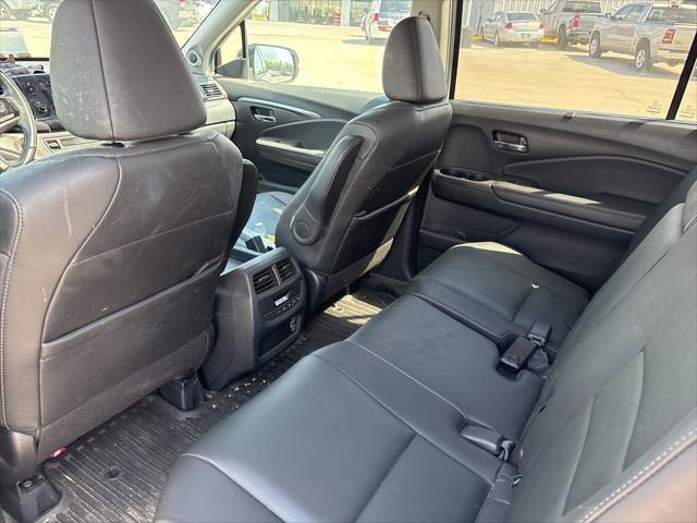 used 2021 Honda Pilot car, priced at $22,618