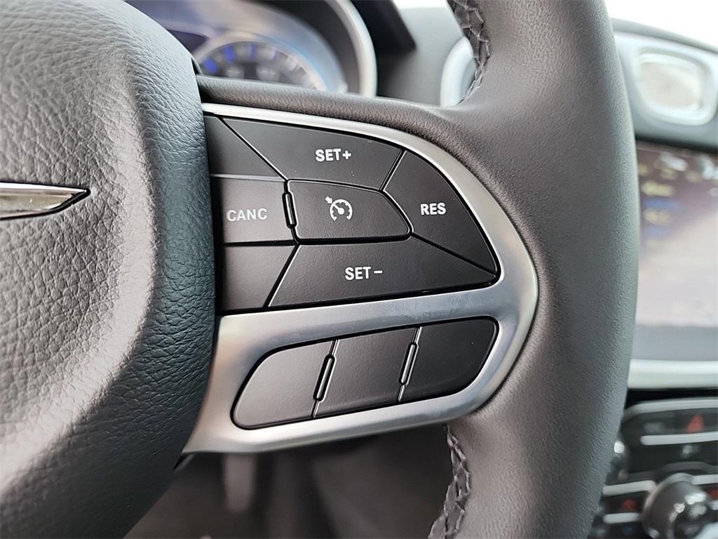 new 2023 Chrysler 300 car, priced at $33,490