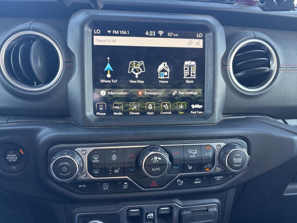 used 2020 Jeep Gladiator car, priced at $33,423