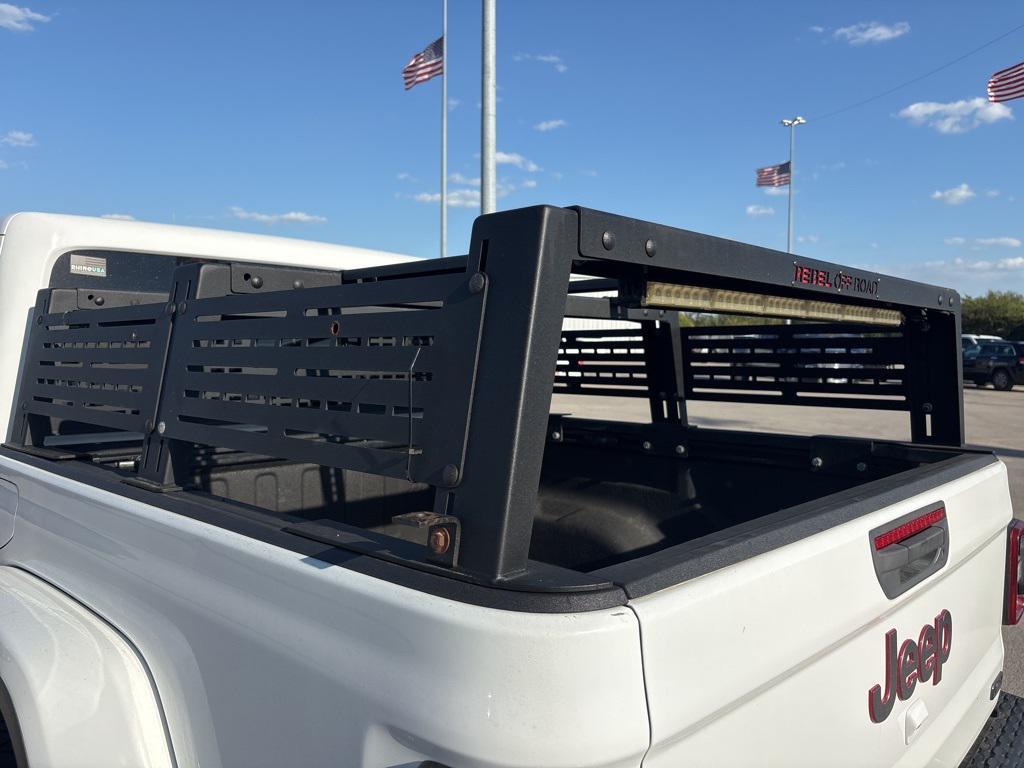 used 2020 Jeep Gladiator car, priced at $33,423