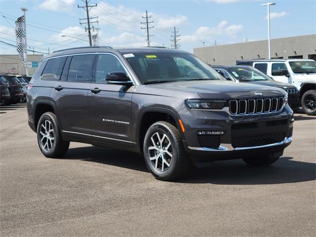 new 2024 Jeep Grand Cherokee L car, priced at $45,380