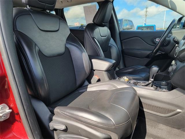 used 2020 Jeep Cherokee car, priced at $20,086