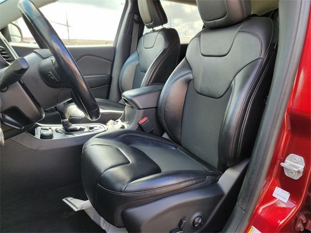 used 2020 Jeep Cherokee car, priced at $20,086