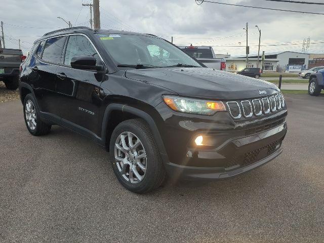 used 2022 Jeep Compass car, priced at $21,333