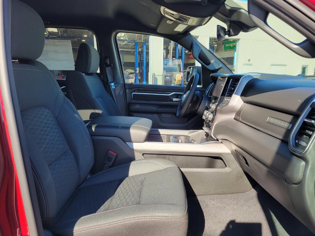 new 2025 Ram 1500 car, priced at $47,673