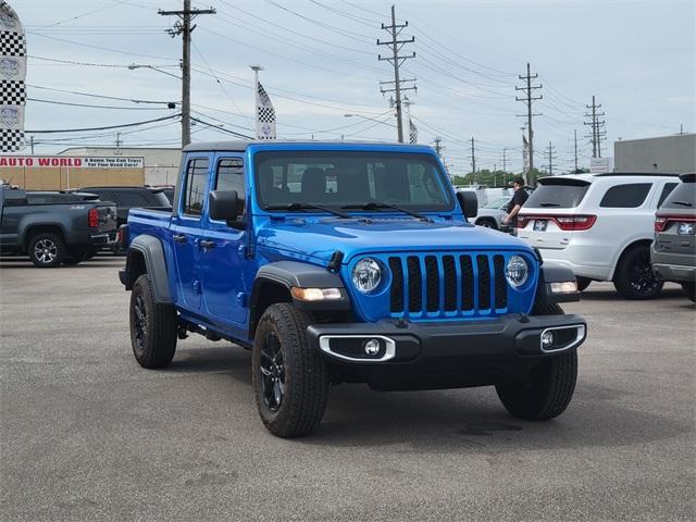 used 2022 Jeep Gladiator car, priced at $36,224